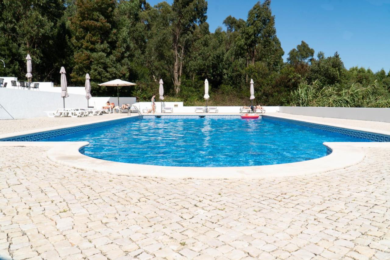 Casa Pinha Hotel Фигейра да Фош Екстериор снимка