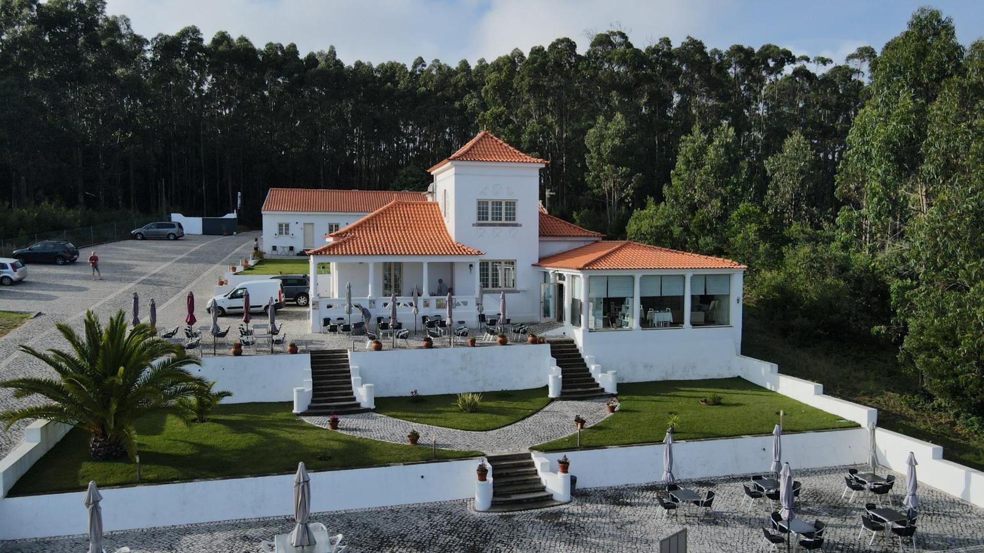 Casa Pinha Hotel Фигейра да Фош Екстериор снимка