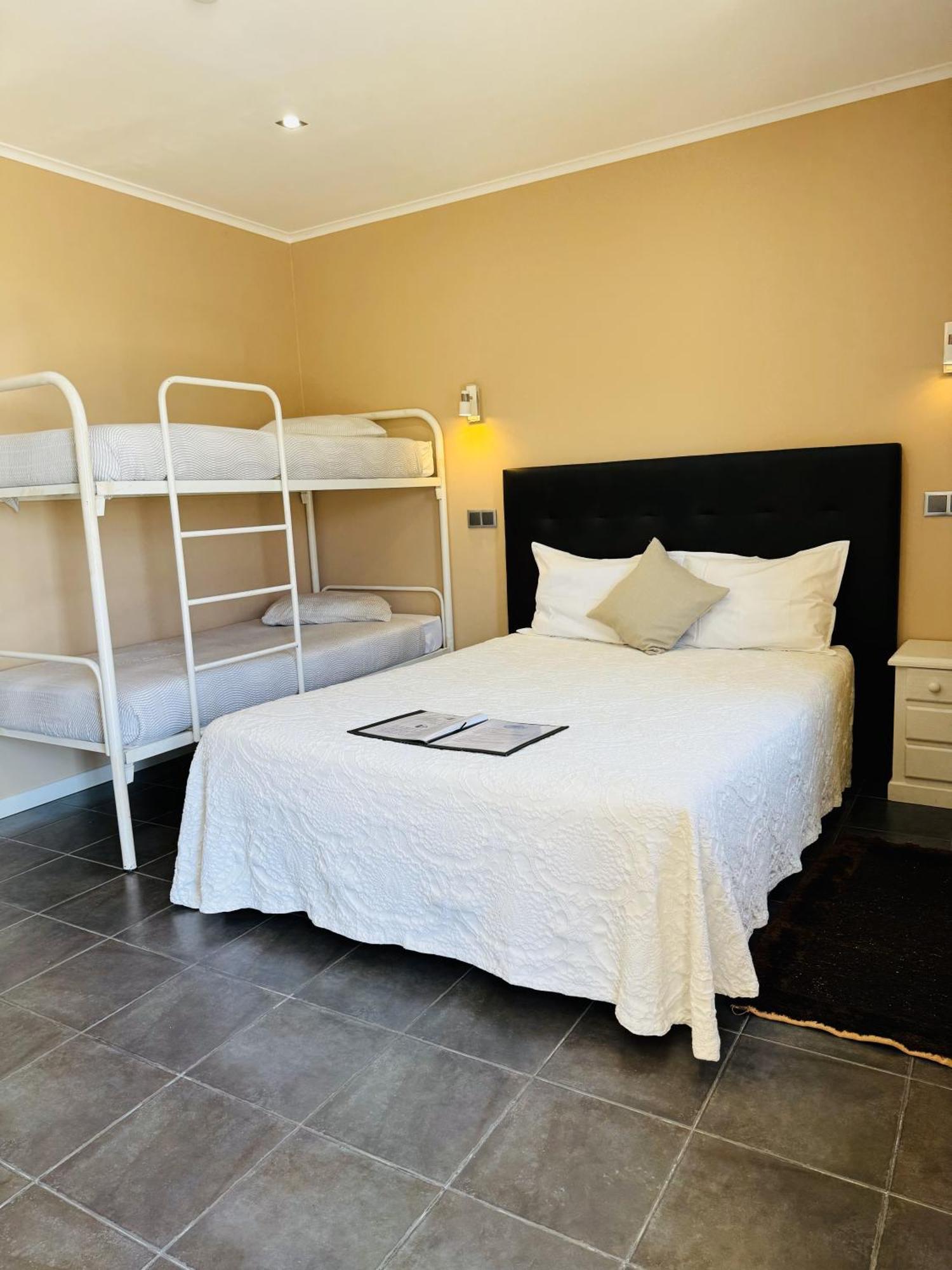Casa Pinha Hotel Фигейра да Фош Екстериор снимка