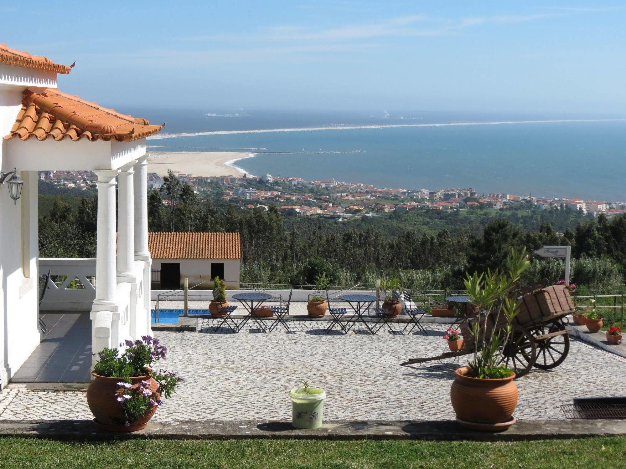 Casa Pinha Hotel Фигейра да Фош Екстериор снимка