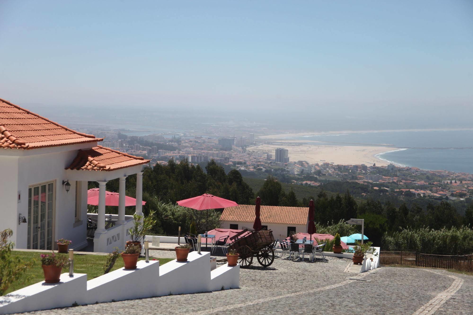 Casa Pinha Hotel Фигейра да Фош Екстериор снимка