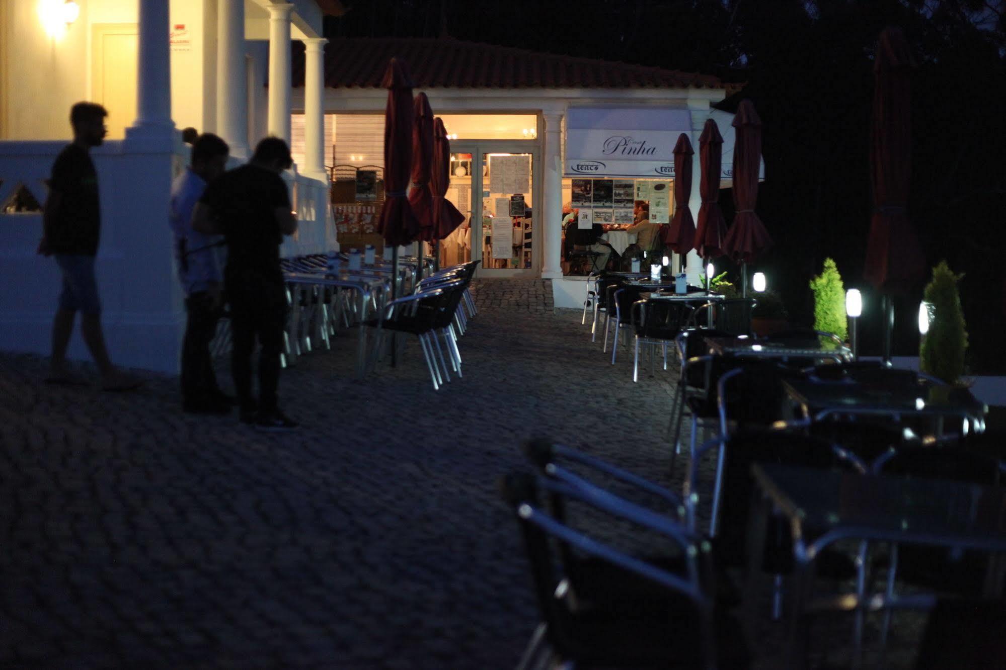 Casa Pinha Hotel Фигейра да Фош Екстериор снимка